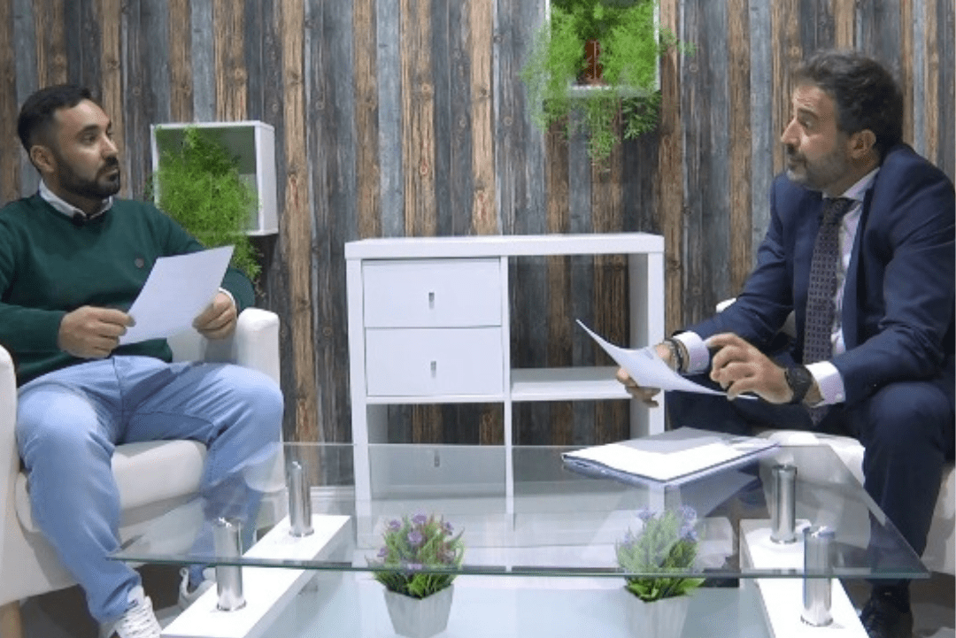 Entrevista TV local Huelva. Desarrollo negocio. funcionalidades avanzadas Yeyo Molina